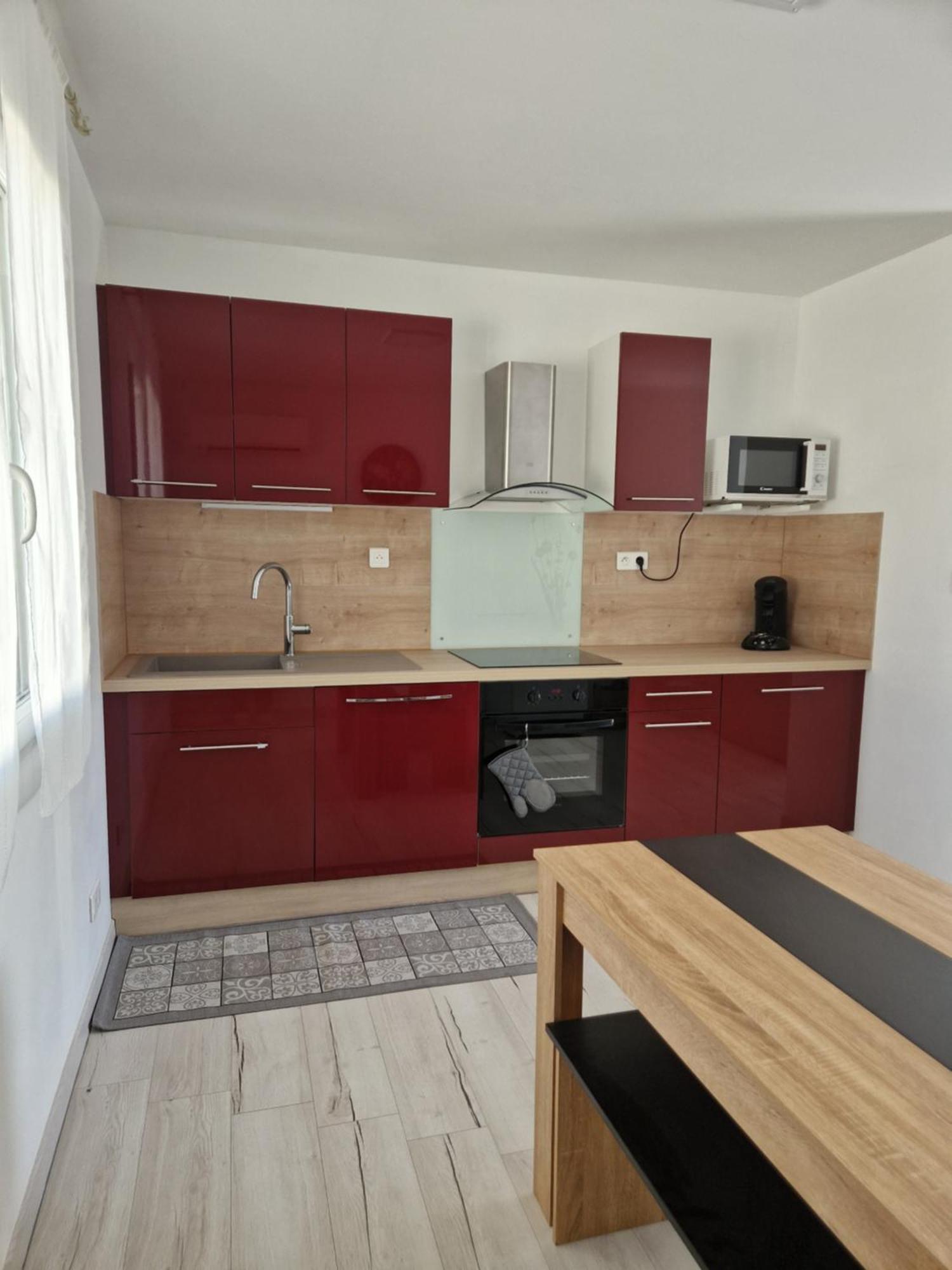 Chez Valeric Apartment Lunel  Bagian luar foto