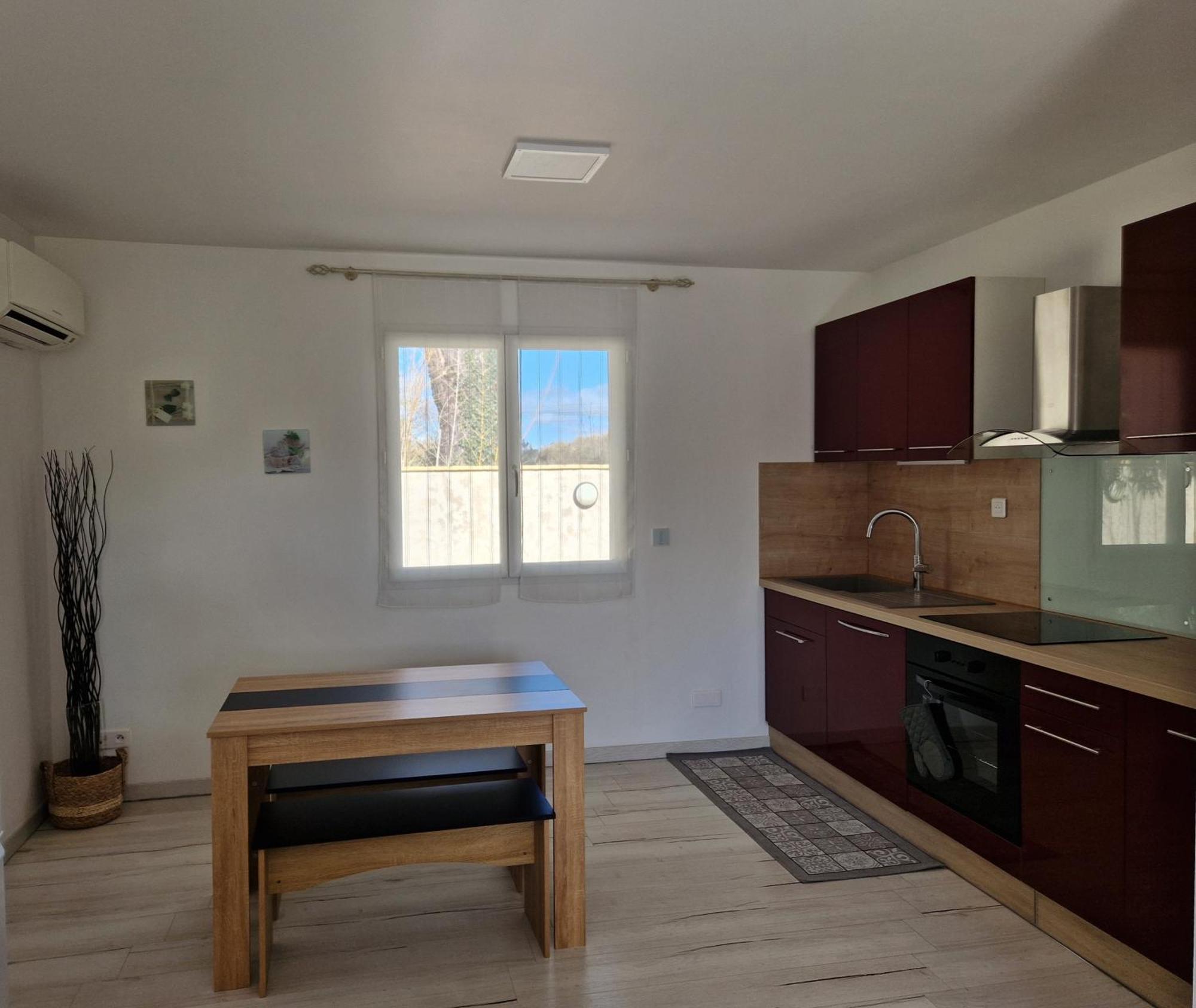 Chez Valeric Apartment Lunel  Bagian luar foto