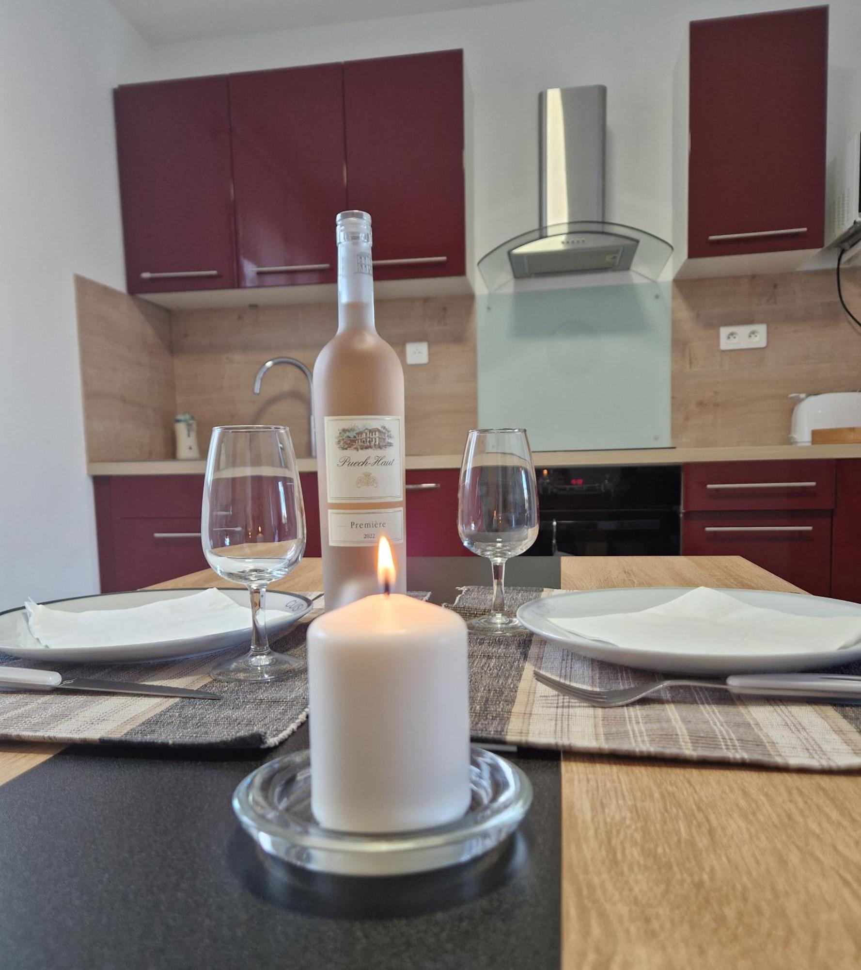 Chez Valeric Apartment Lunel  Bagian luar foto