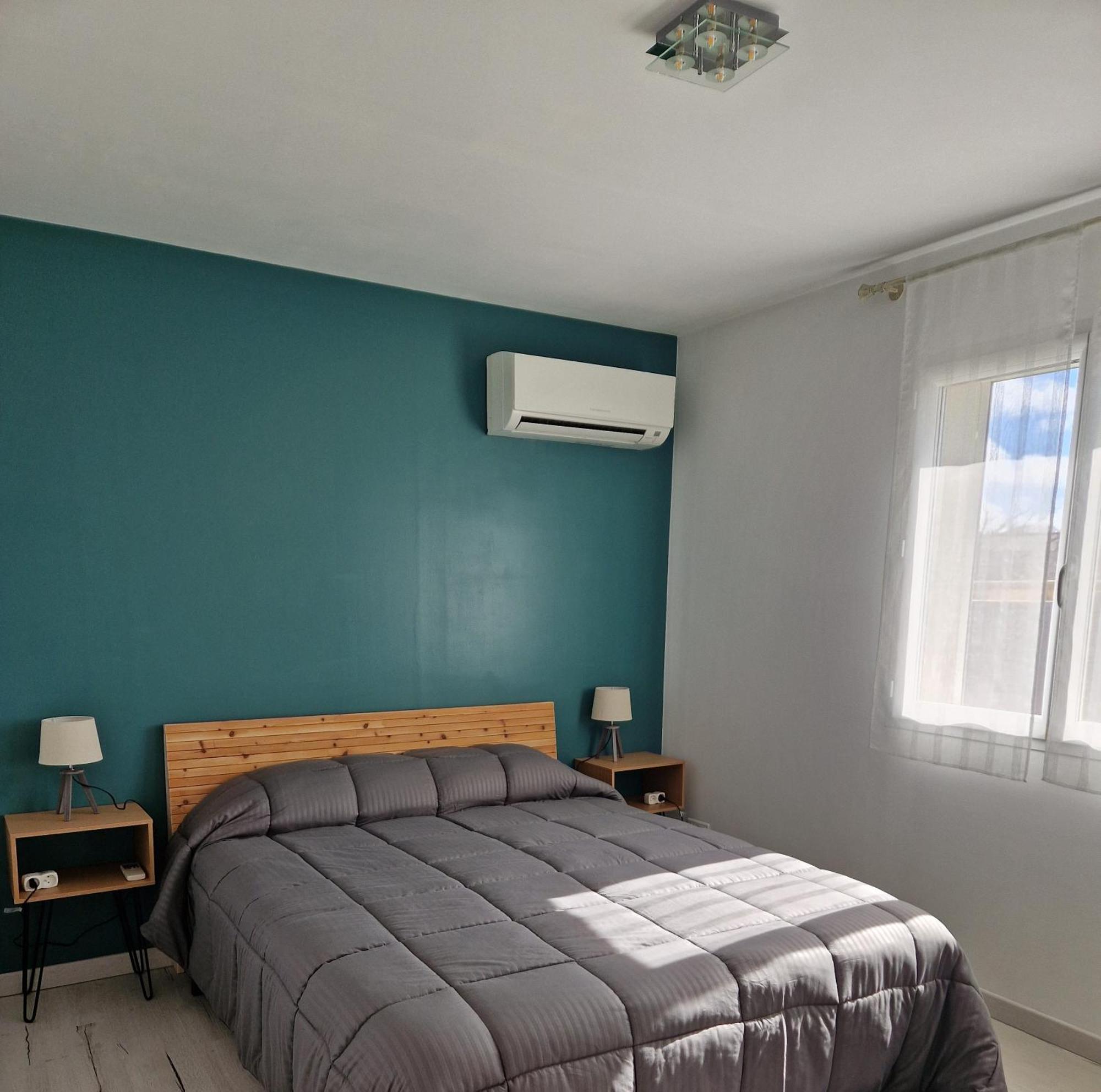 Chez Valeric Apartment Lunel  Bagian luar foto